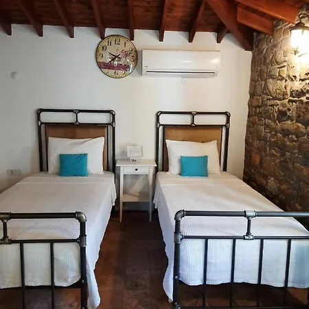 Hotel Eflin Butik Derekoy (Gokceada)