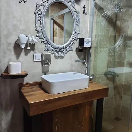 Eflin Butik מלון
